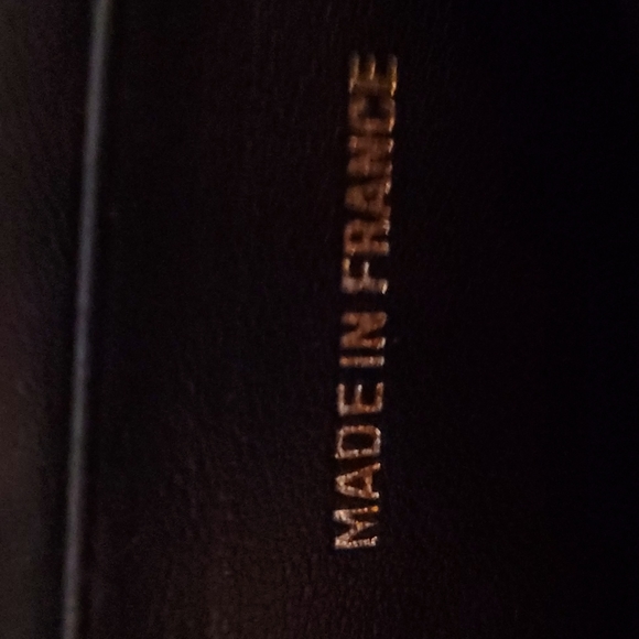 Chanel Bifold Compact Wallet - Picture 6 of 8